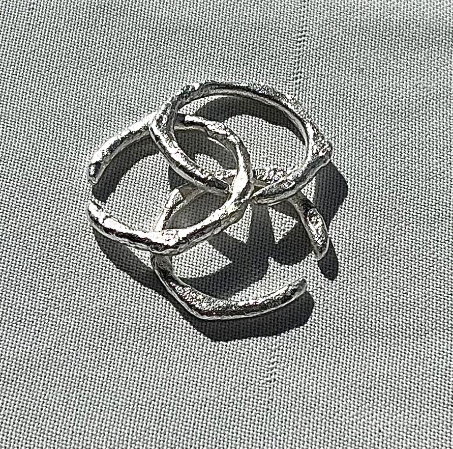 b94b381b-5e4c-4bd2-8a48-bc25632e197e-1-105-c